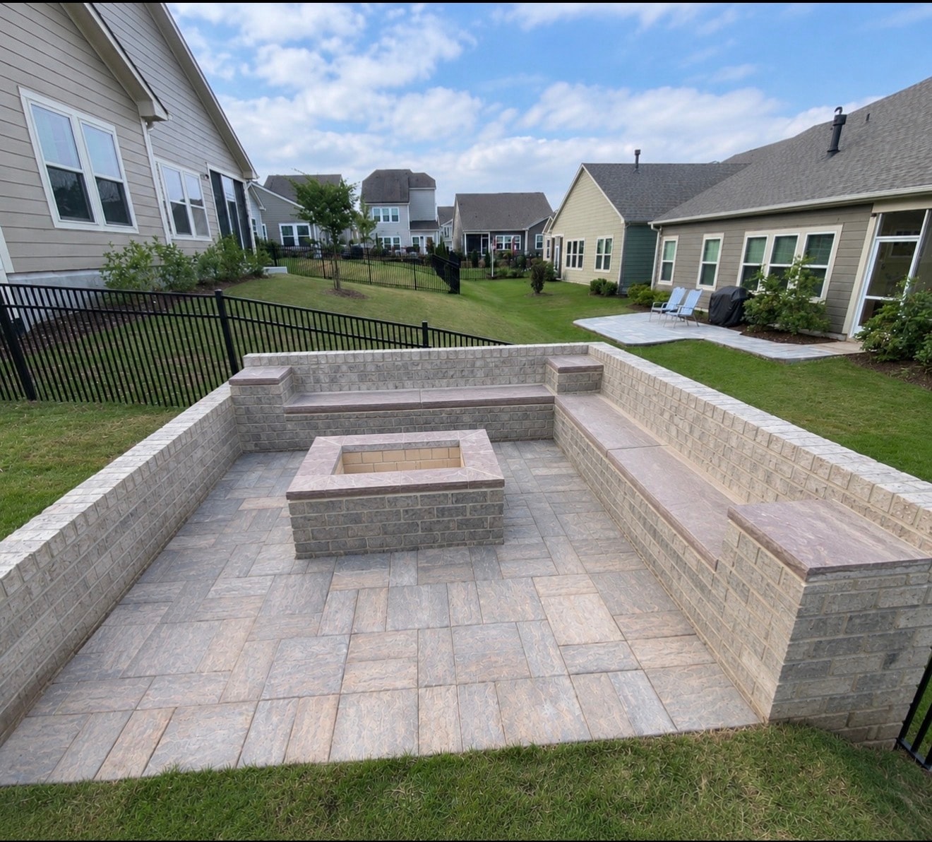 Retaining wall